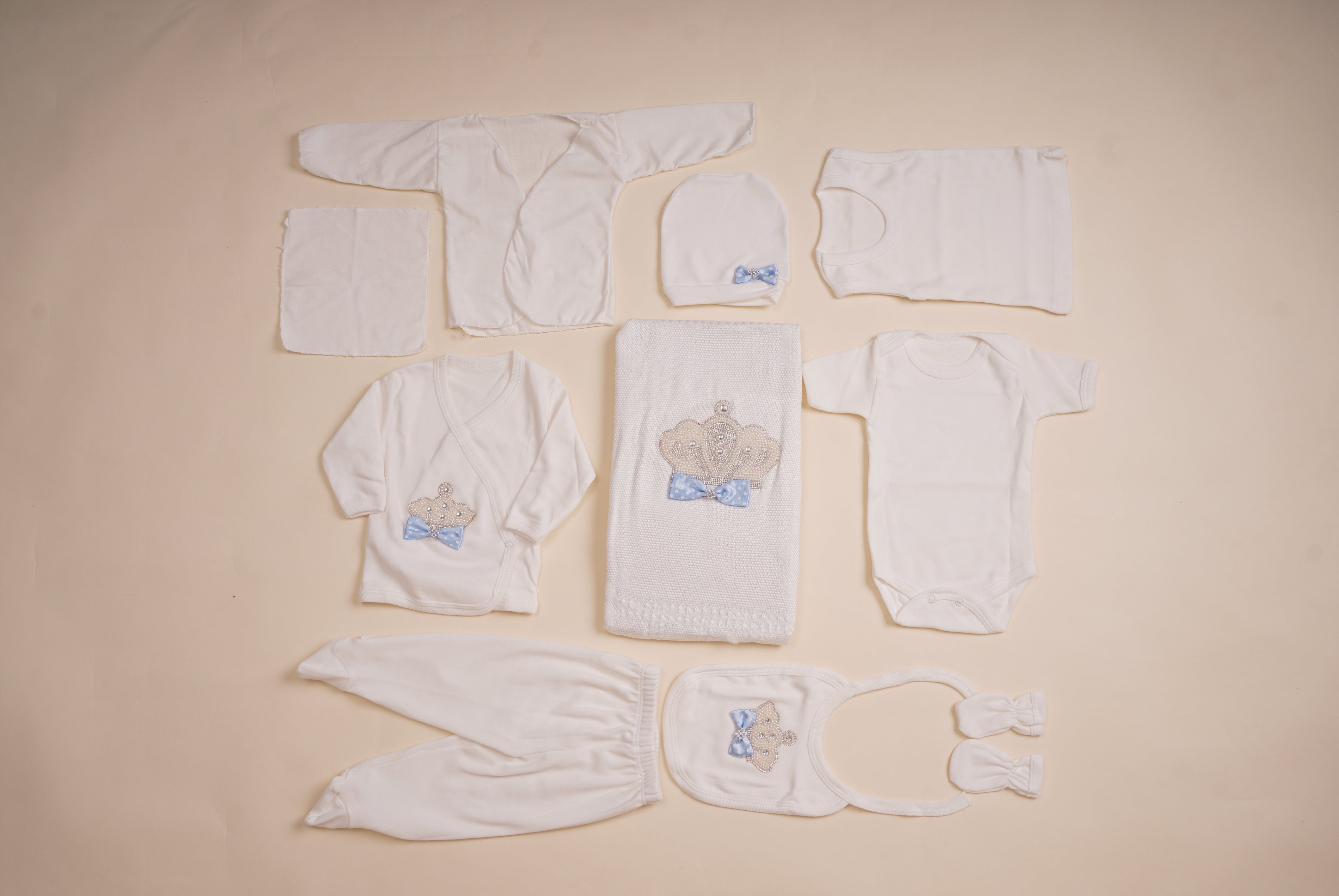 Royal beginnings - pearl crown ensemble(Set of Qty - 9)