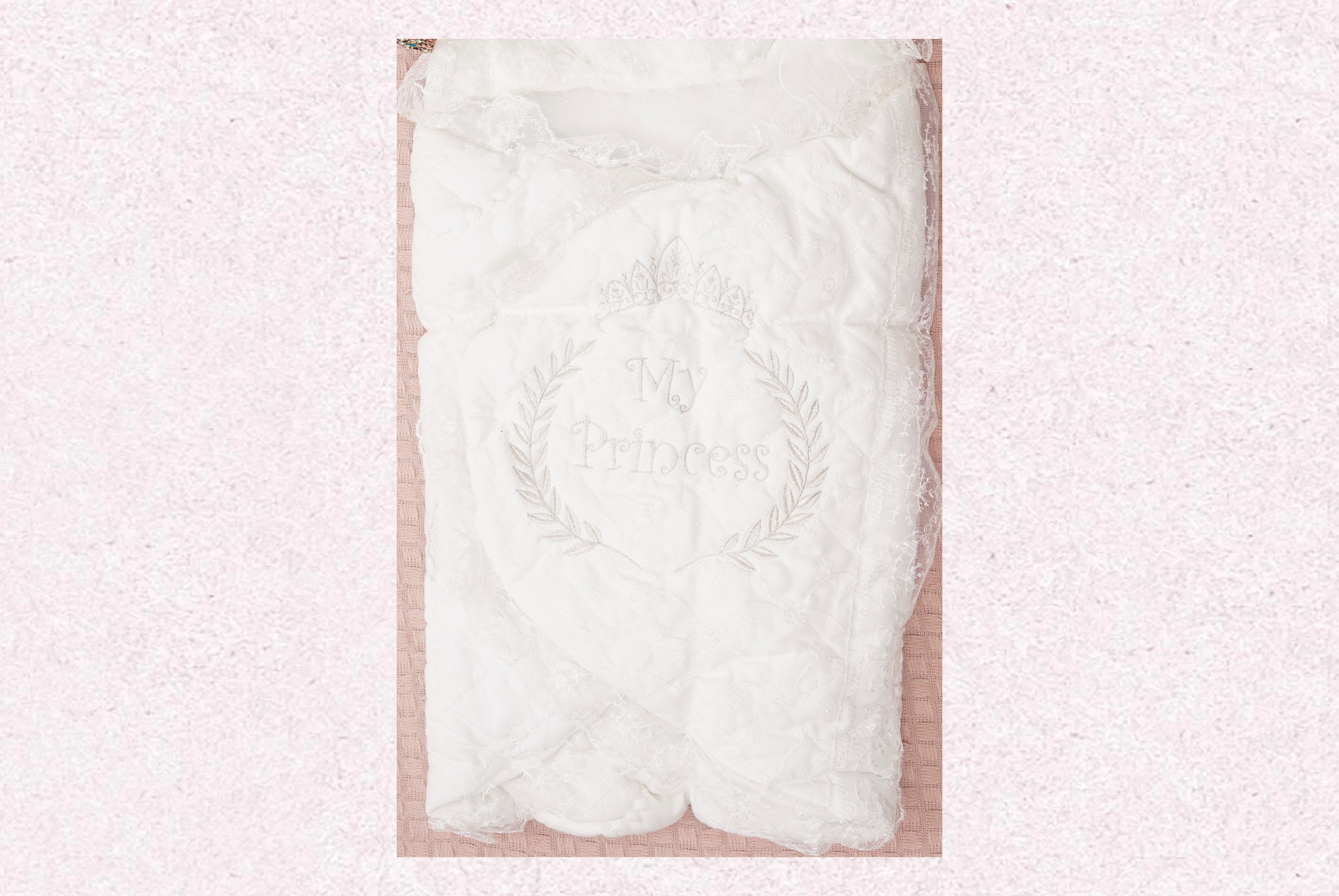 Golden crest wrap - my Princess