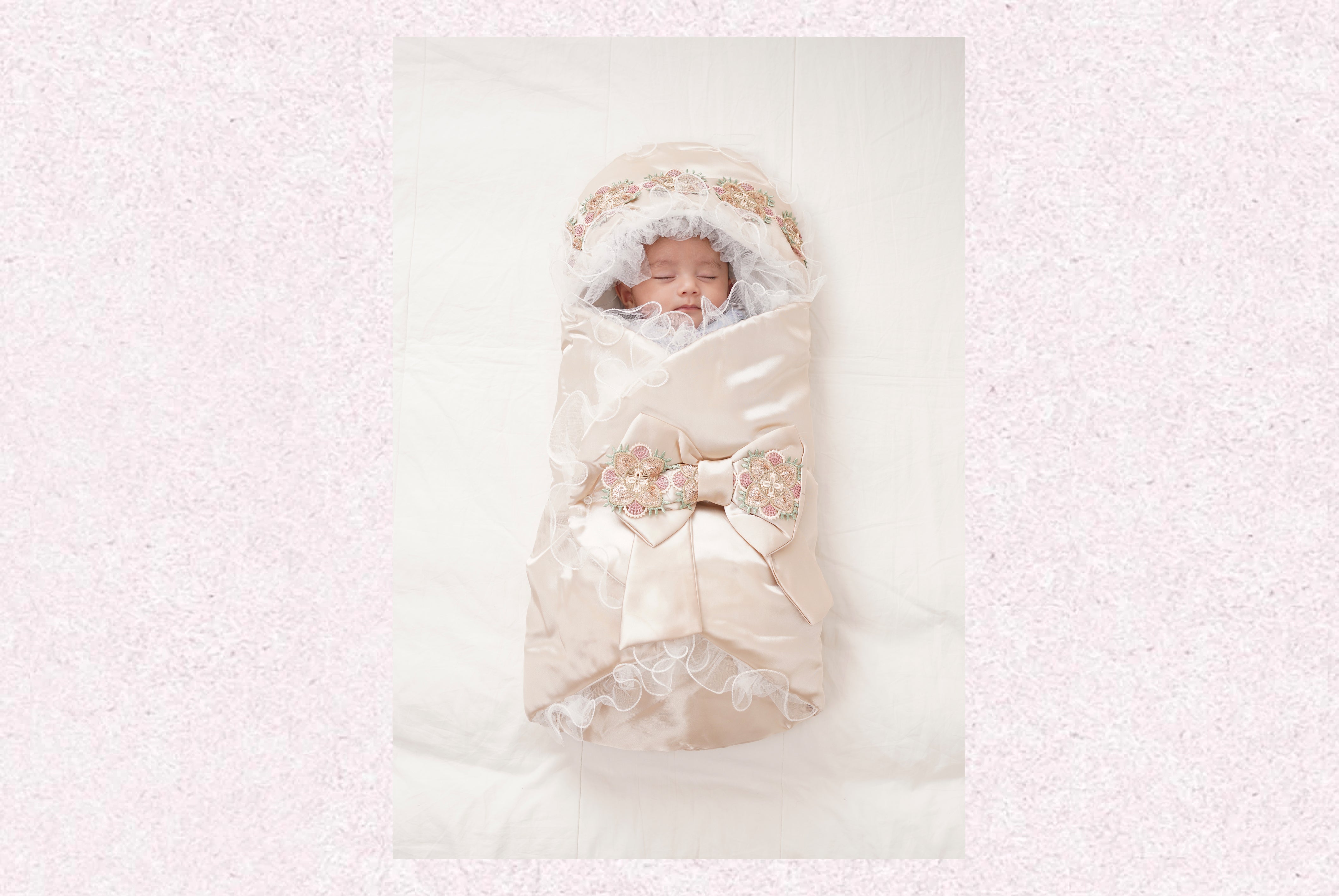 The Signature Bow wrap
