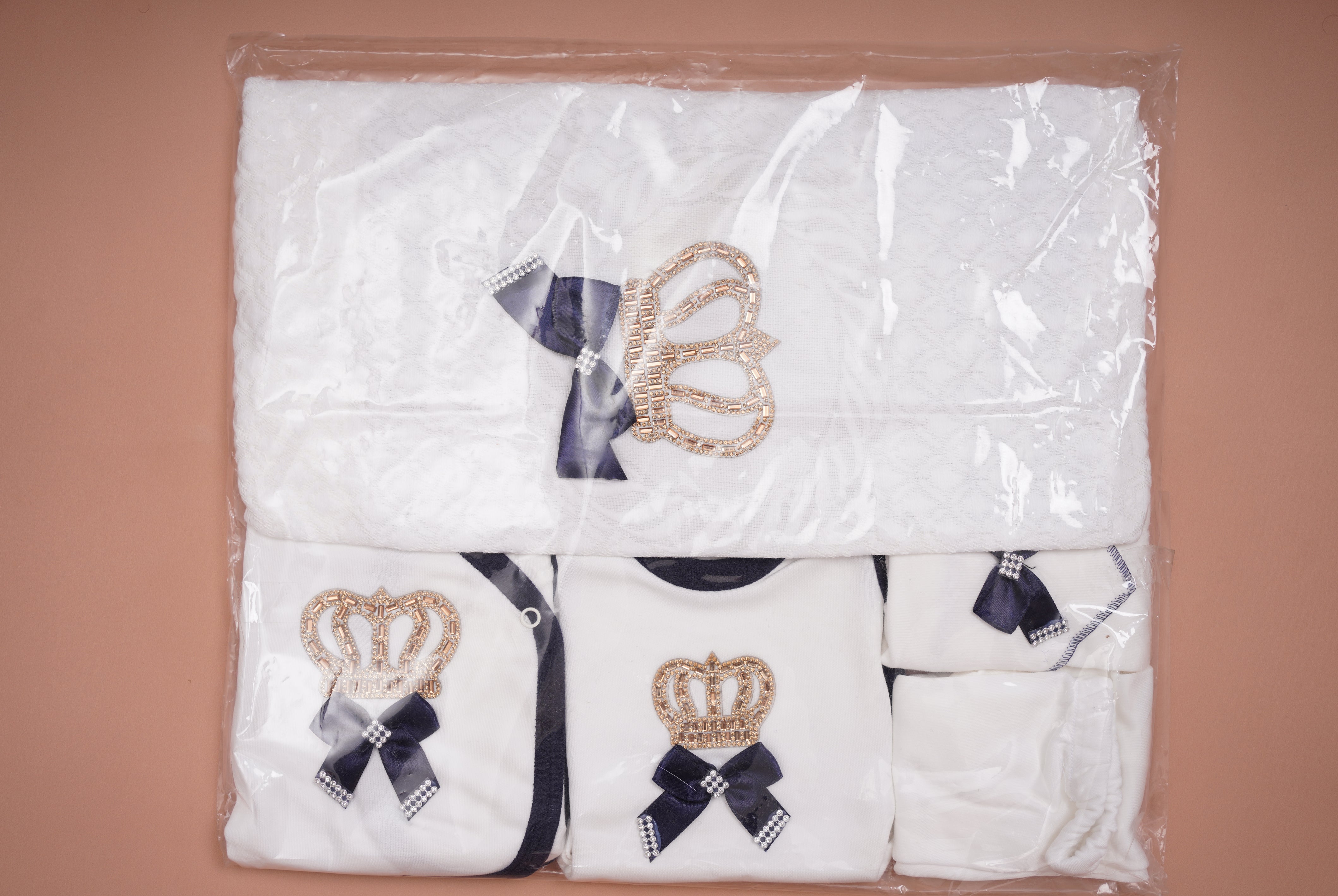Royal beginnings - Diamond crown ensemble(Set of Qty - 9)