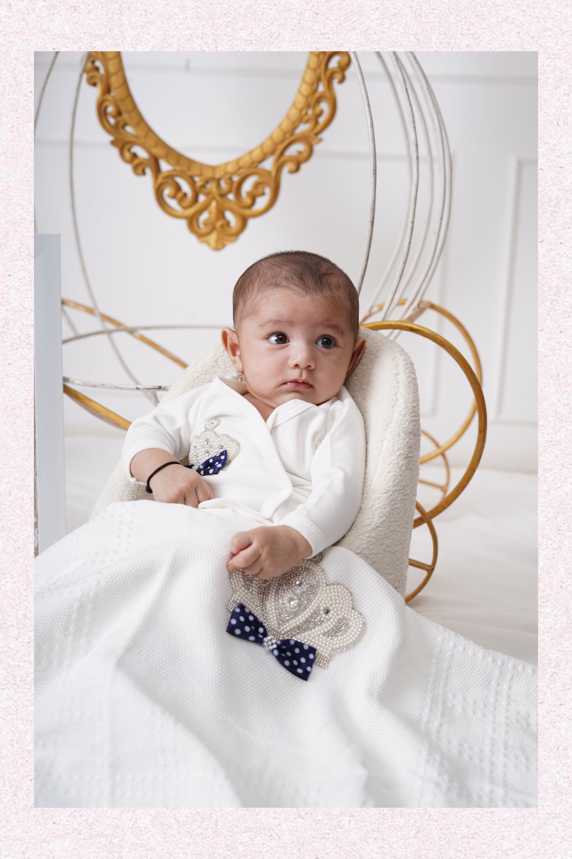 Royal beginnings - pearl crown ensemble(Set of Qty - 9)