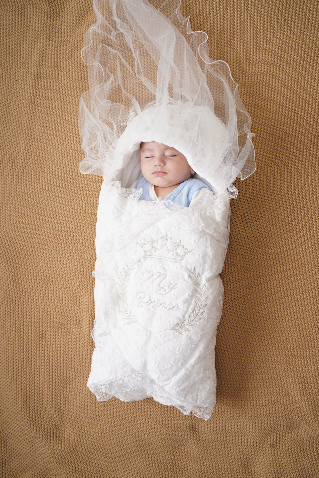 Golden crest wrap - my Prince