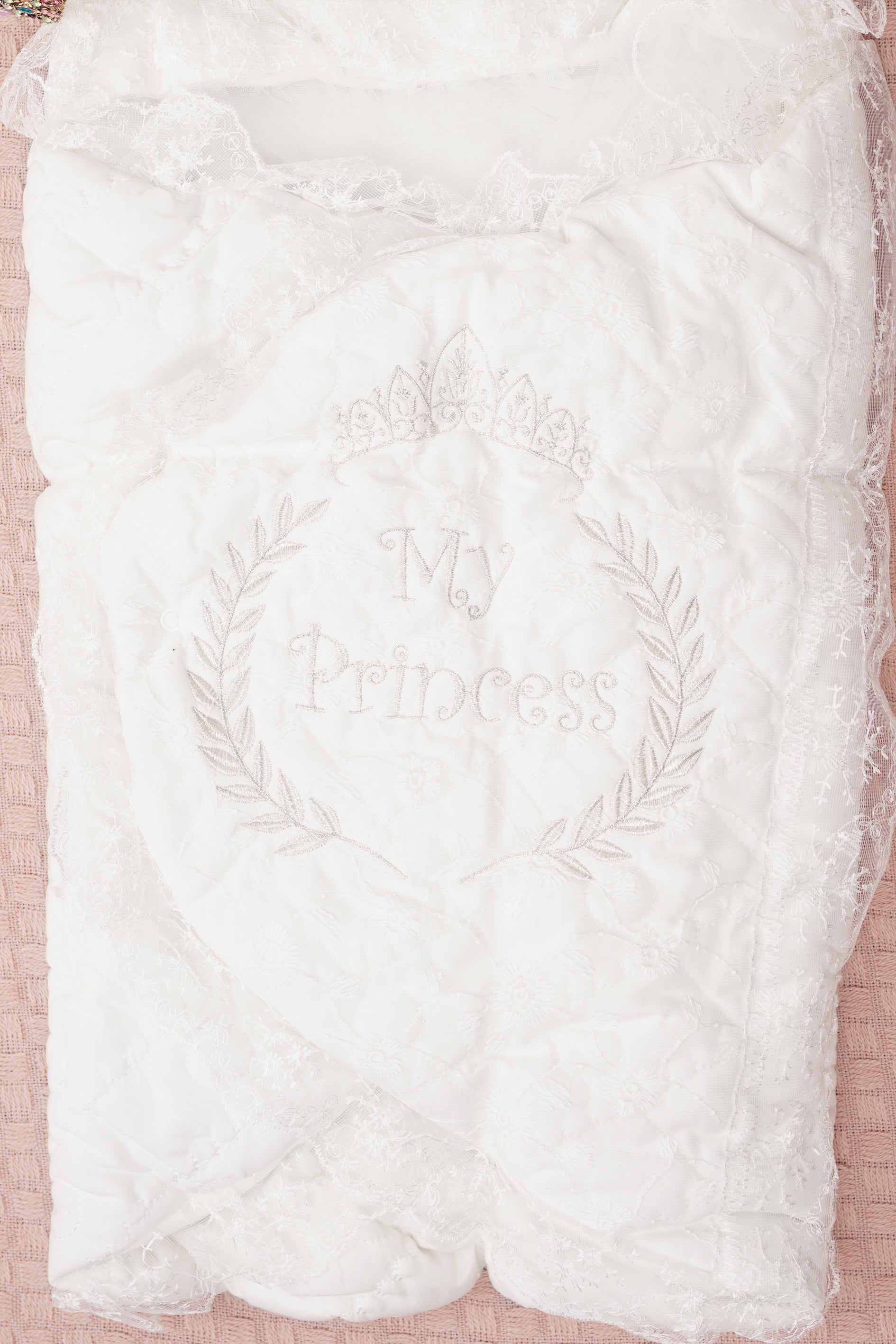 Golden crest wrap - my Princess