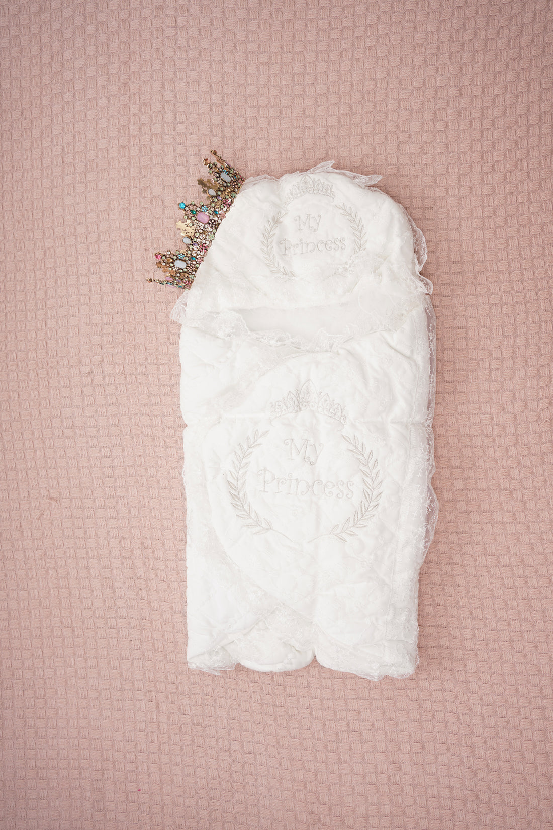 Golden crest wrap - my Princess
