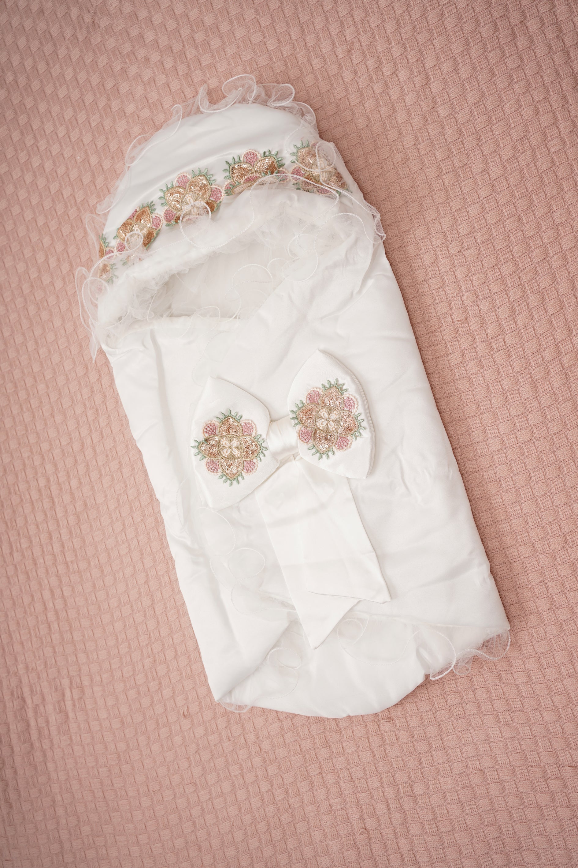 The Signature Bow wrap