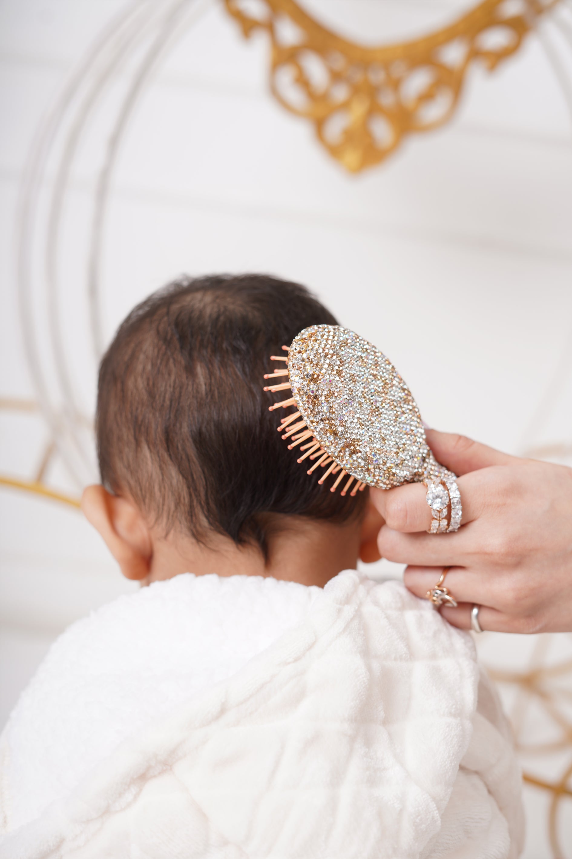 Sovereign shine comb