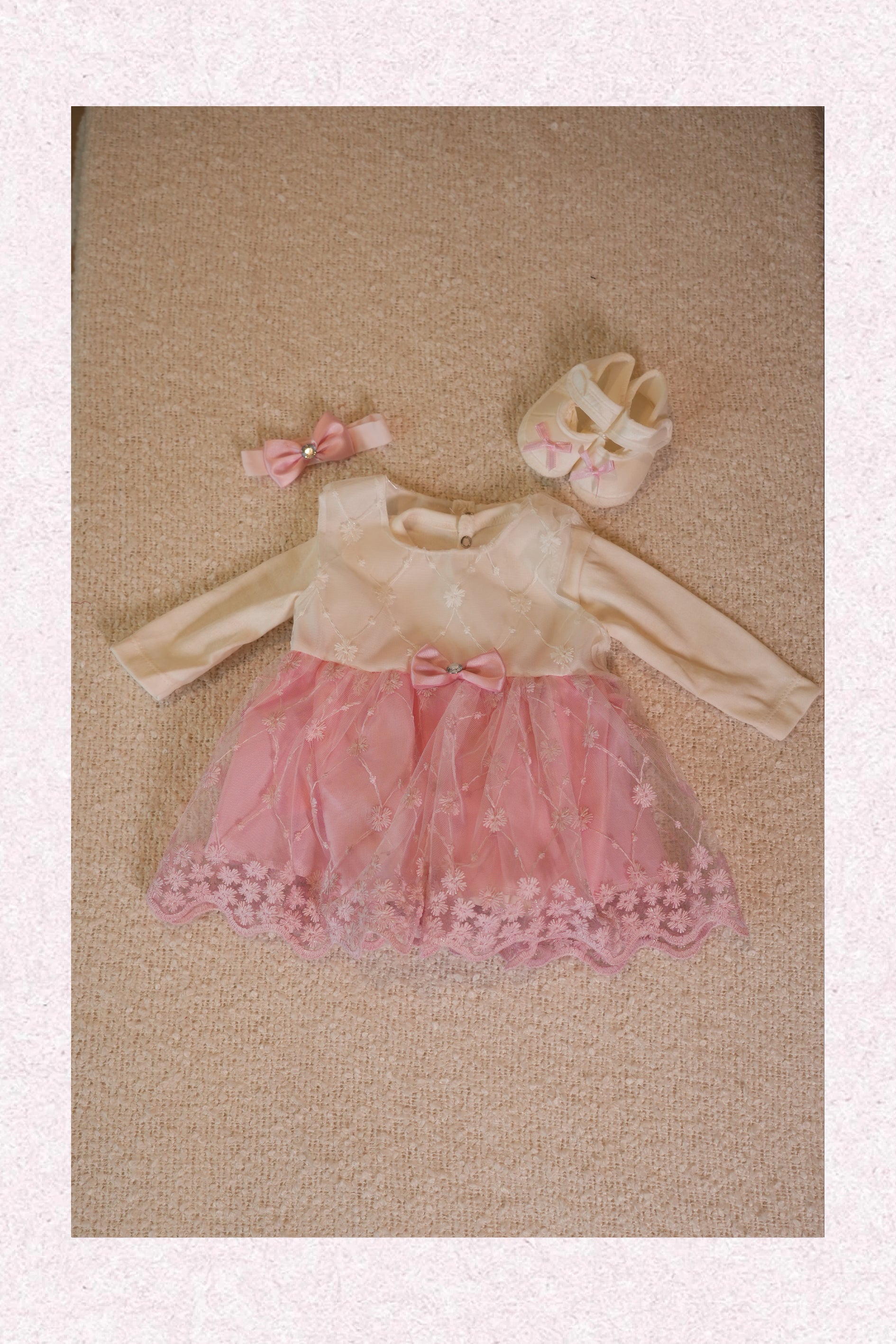 Bella Grace Dress with bow - 4pcs set