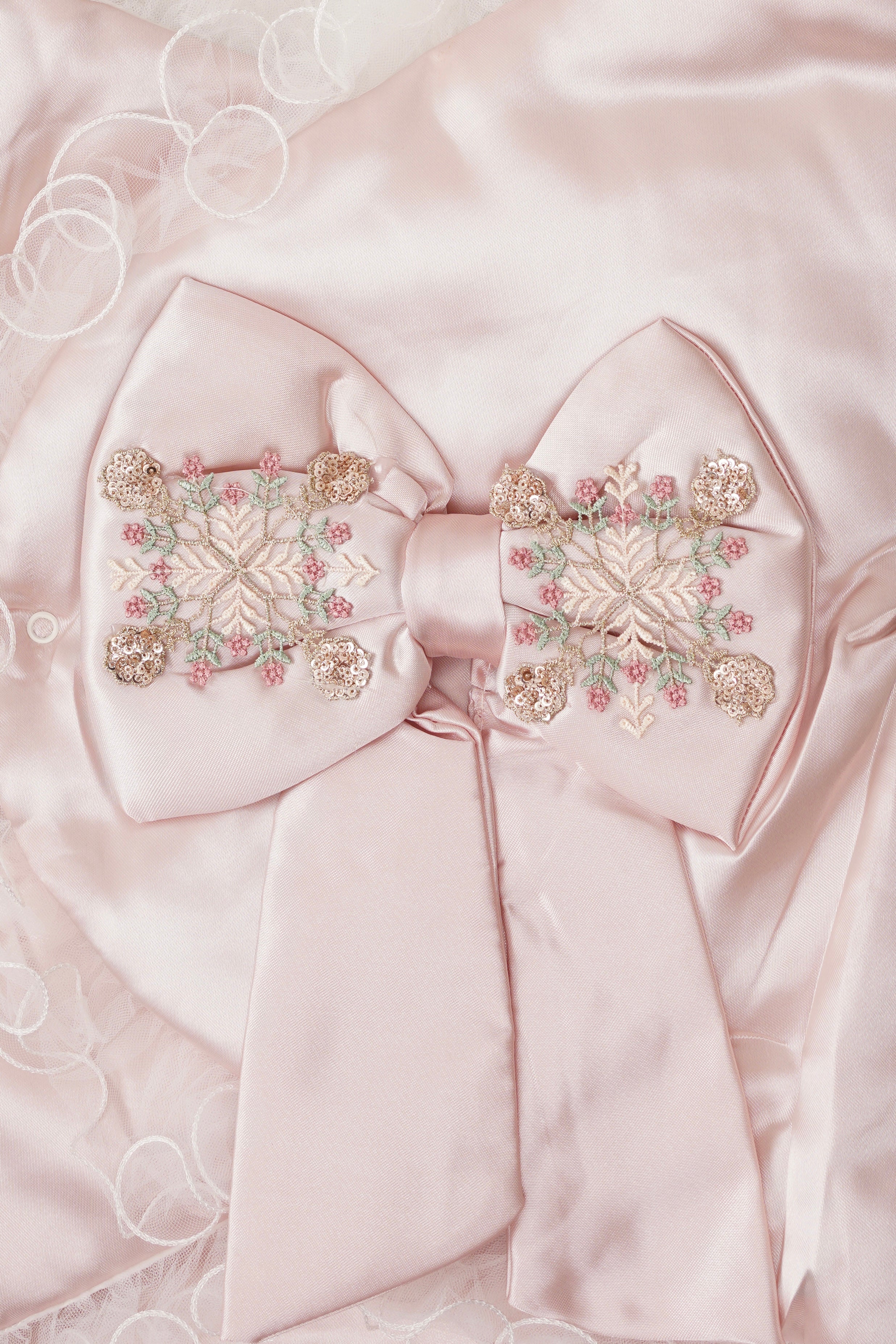 The Signature Bow wrap