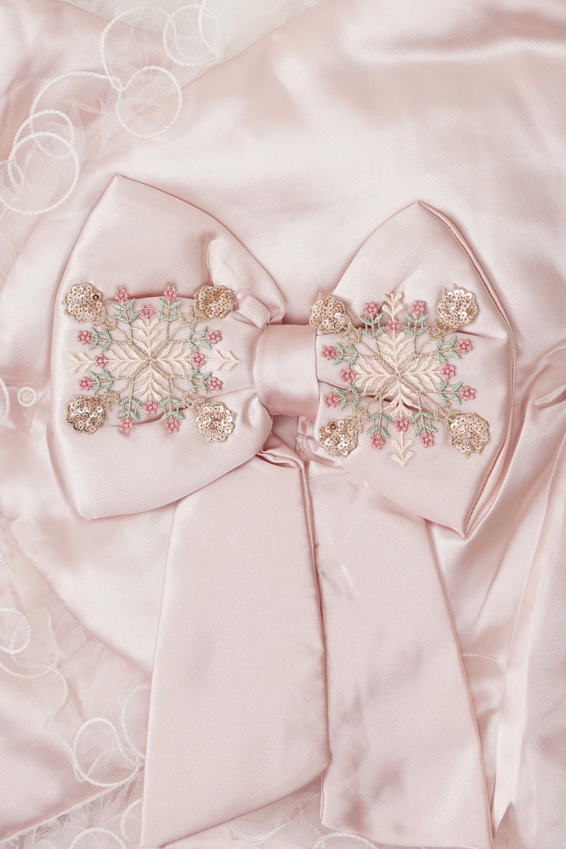 The Signature Bow wrap